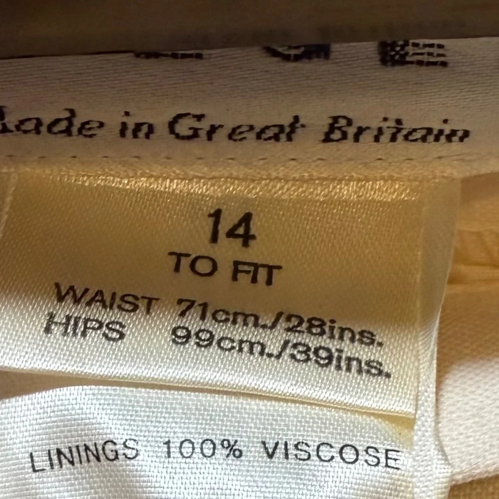 Jaeger Vintage Pleated Skirt - Picture 4 of 5